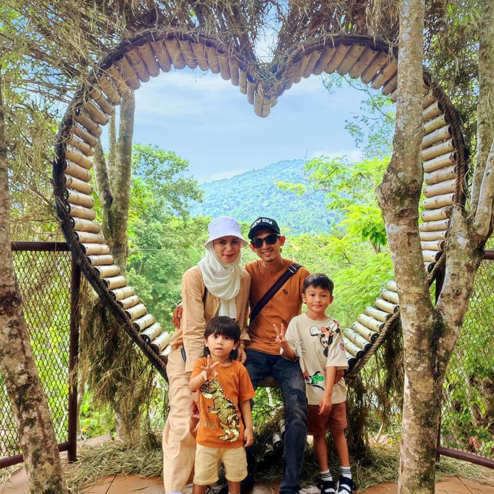Crocodile Explore Combo — photo from the tour