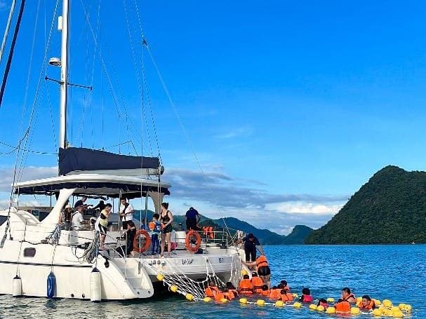 Manta Blu Sailing Cat bareboat (30) — photo 8 of 8