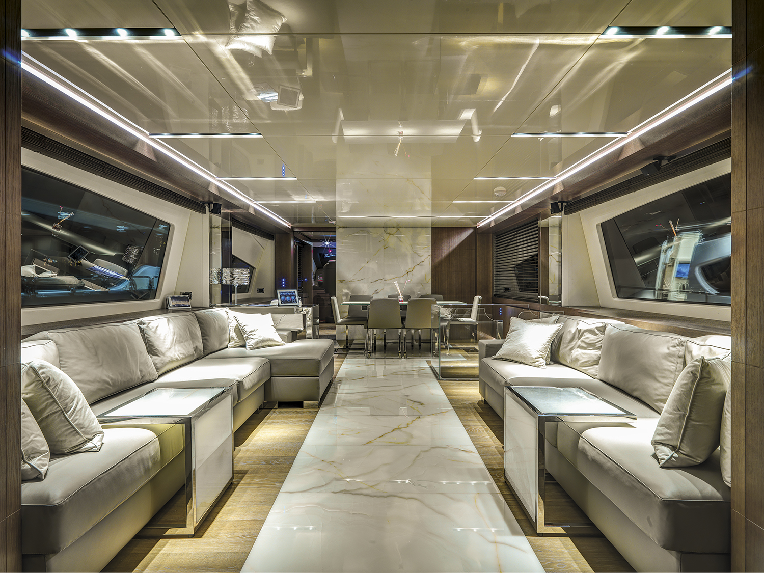 Amer 94 Ultra Luxury Motor Yacht (12) photo 3