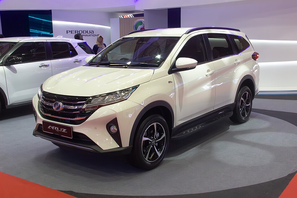 Perodua Aruz F850 1.5 AV exterior