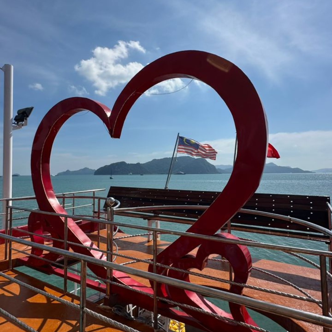 Beauty Princess sunset cruise — photo 4 of 4