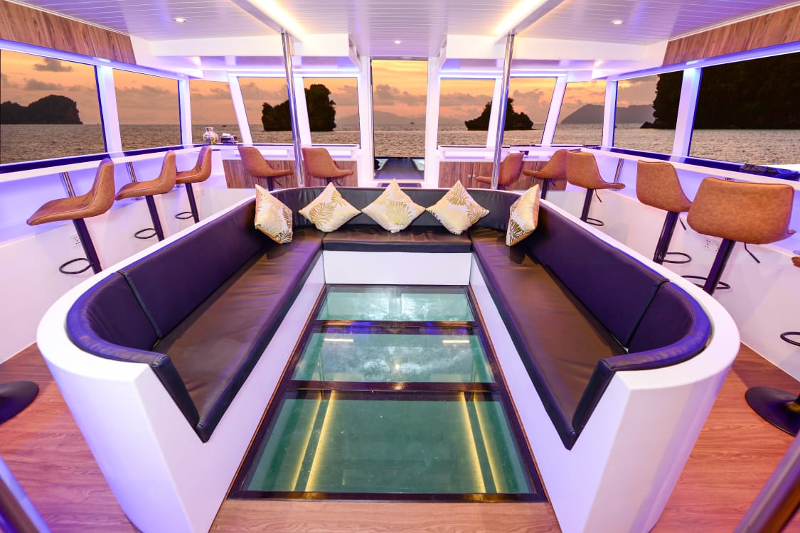Eagle Magic 2/3 premium catamaran 4hr — photo 3 of 6
