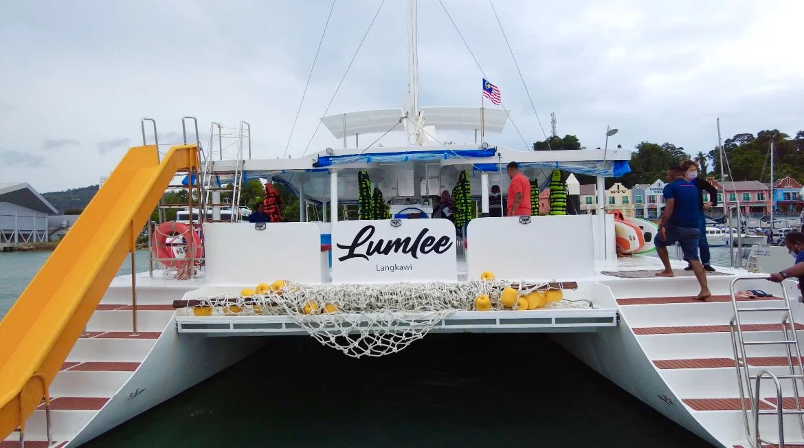 Lumlee 64ft Charter — photo 3 of 14