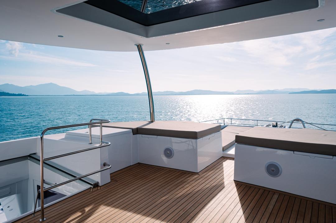Lagoon 620 Luxury Power Cat bareboat (12-20), photo 7 of 8