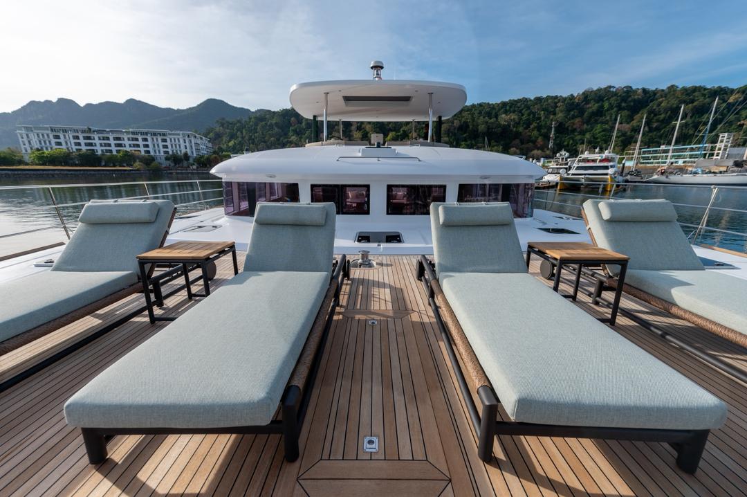 Lagoon 620 Luxury Power Cat bareboat (12-20), photo 8 of 8