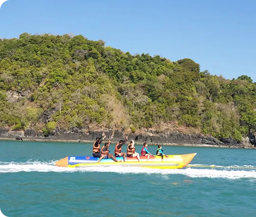 Banana Boat Private 1hr photo 4
