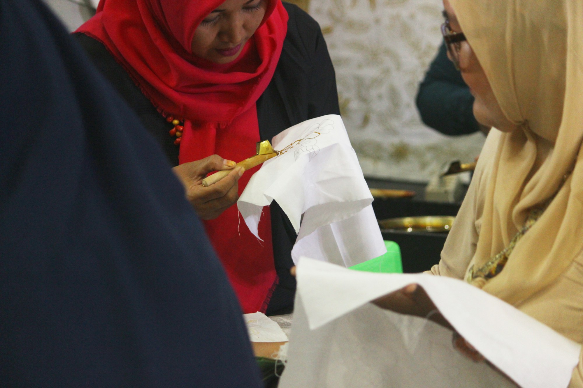 Atma Alam Batik Painting Workshop photo 4