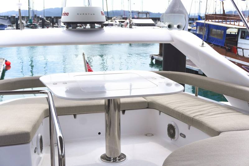Ferretti 46 Luxury Motor Yacht (10) photo 5