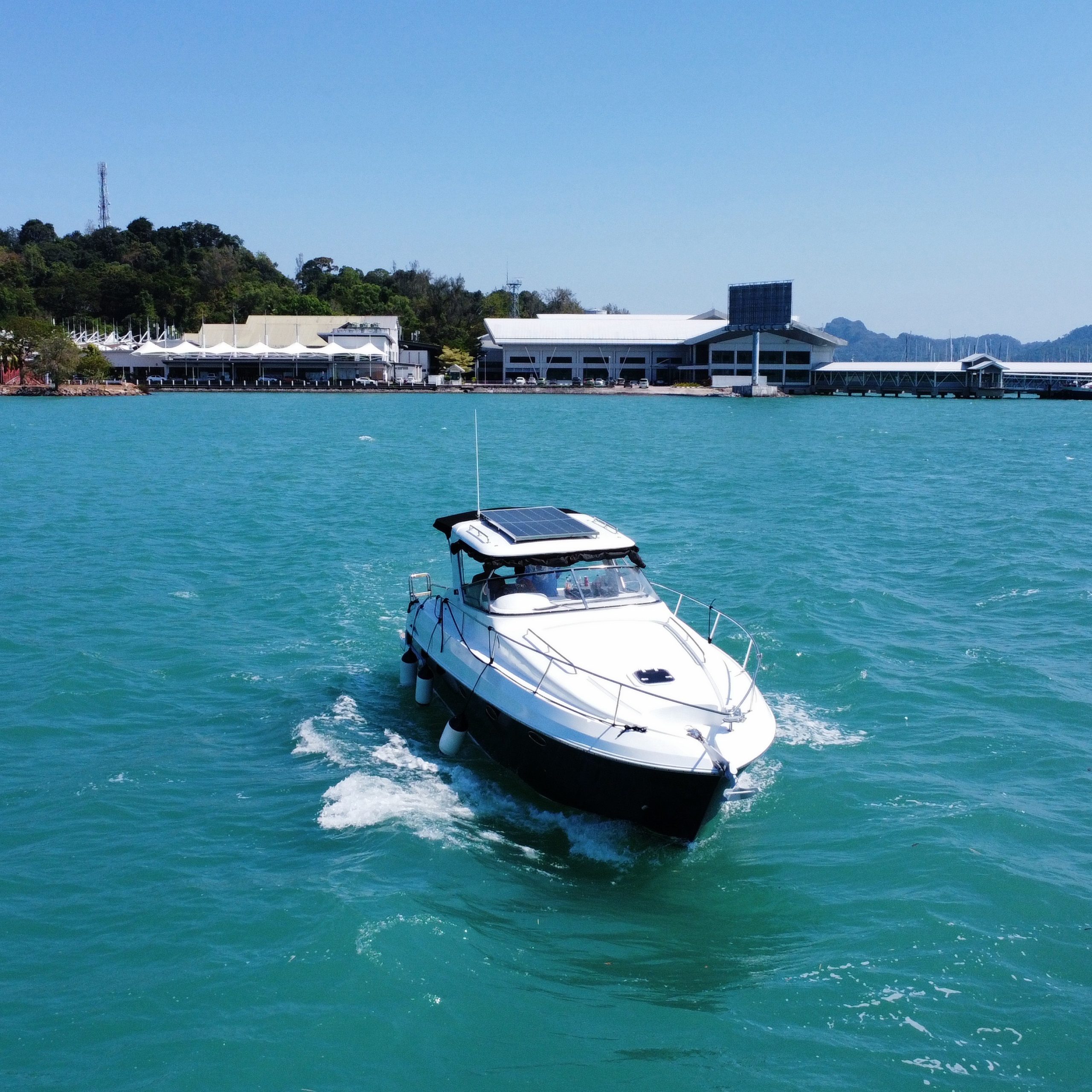 Mila Motor Yacht (8-12) photo 4