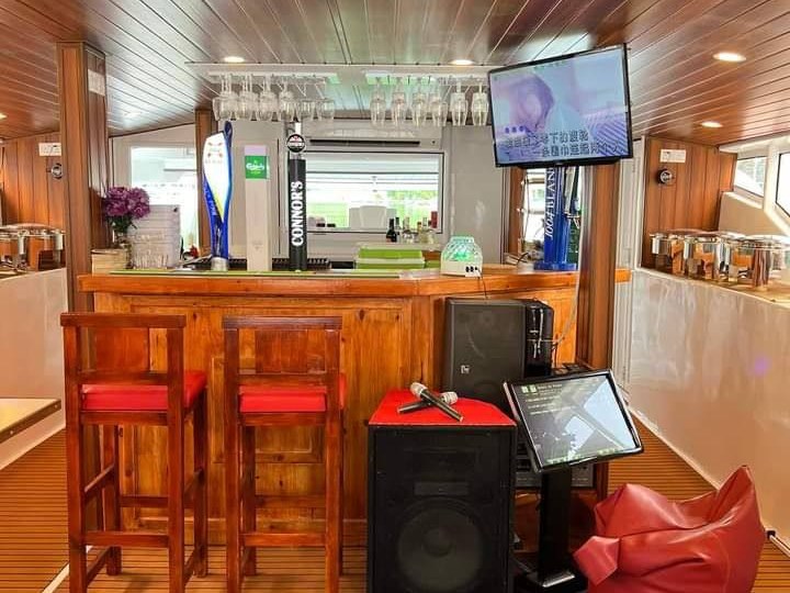 Super Rich Power Cat bareboat (35), photo 6 of 8